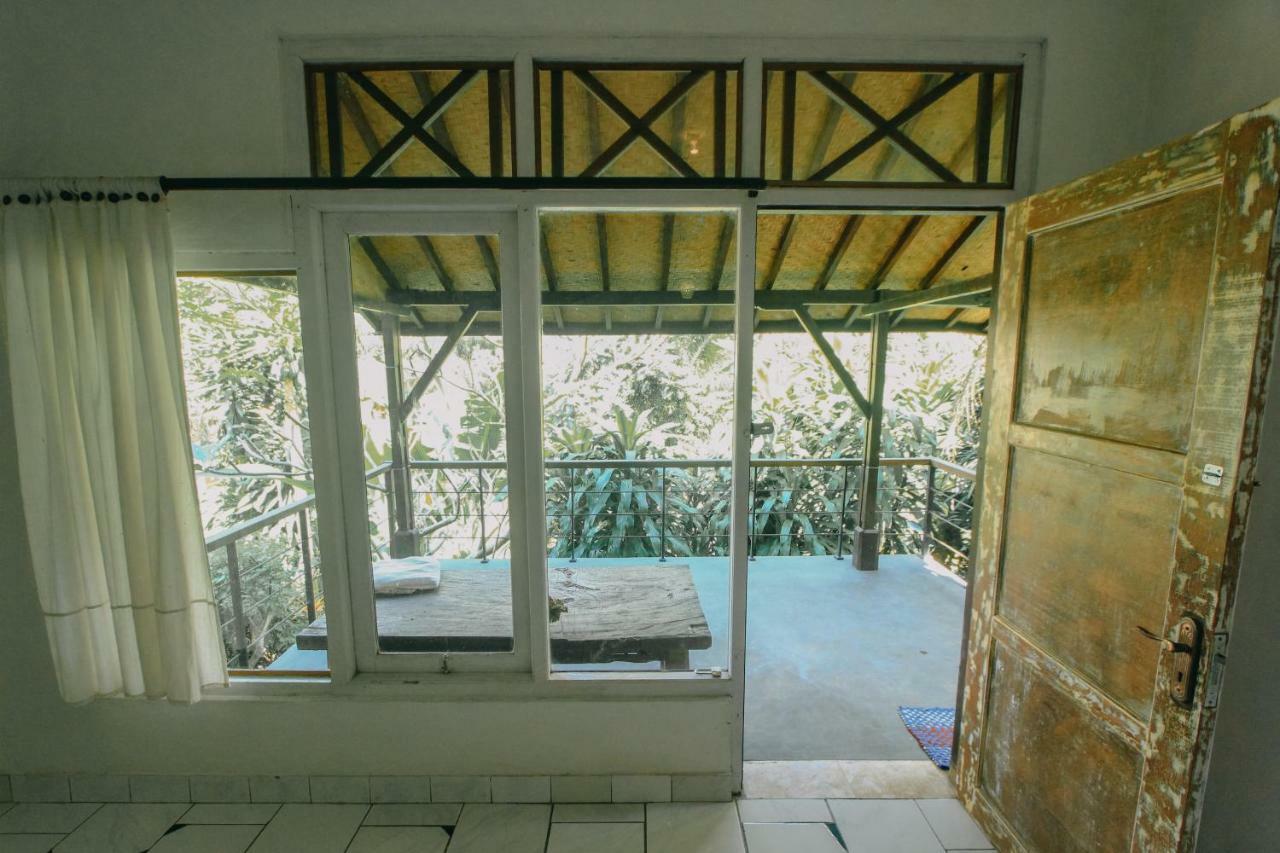 Tegal Pendet With River Views Ubud  Exterior photo